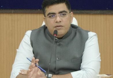 *कलेक्टर ने डीएमएफ अंतर्गत स्वीकृत आंगनबाड़ी भवनों तथा अन्य महत्वपूर्ण निर्माण कार्यों की जानकारी ली, उन्होंने निर्देशित किया कि सभी निर्माणाधीन कार्यों की सतत मॉनिटरिंग की जाए, निर्माण में गुणवत्ता से किसी भी प्रकार कोई समझौता न किया जाए और लापरवाही पाए जाने पर कड़ी कार्यवाही की जाए,पीएम सूर्यघर बिजली में पीवीटीजी घरों को प्राथमिकता के आधार पर स्वीकृत कराने के दिए निर्देश*