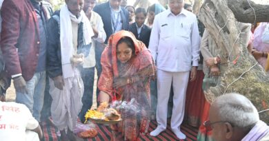 *सार्वजनिक बार महोत्सव के शुभारंभ अवसर पर श्रीमती कौशल्या साय और कैबिनेट मंत्री  लखन लाल देवांगन हुए शामिल*