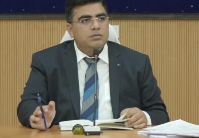 *कलेक्टर ने लिए निर्माण विभागों की समीक्षा बैठक,अप्रारंभ एवं निविदा स्तर के कार्याे में भी शीघ्रता से कार्यवाही पूर्ण करते हुए कार्य प्रारंभ कराएं लापरवाही बर्दाश्त नहीं किया जाएगा कलेक्टर*