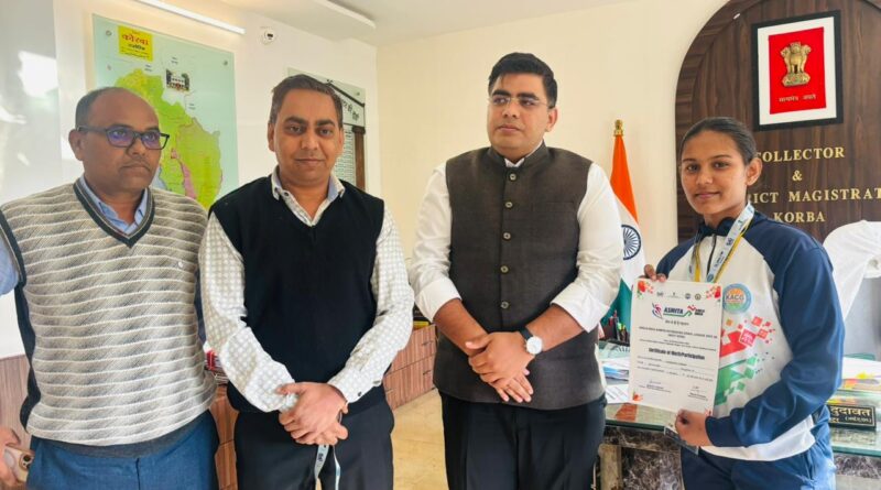 *जिलाधीश कोरबा कुणाल दुदावत ने खेलो इंडिया अस्मिता जोनल किकबॉक्सिंग प्रतियोगिता के विजेताओं का बढ़ाया उत्साह,जिले के 5 किकबॉक्सर्स राष्ट्रीय खेलो इंडिया अस्मिता किकबॉक्सिंग प्रतियोगिता हेतु चयनित,सी एम ए किकबॉक्सिंग एकेडमी में अभ्यासरत हैं सभी खिलाड़ी*