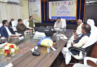 * मुंगेली जिला के प्रभारी मंत्री ने ली विभागीय समीक्षा जनकल्याणकारी योजनाओं में प्रगति, पारदर्शिता और समयबद्ध निराकरण के दिए निर्देश,शासन की योजनाओं का आमजनों को मिले त्वरित एवं समयबद्ध लाभ: जनता में शासन-प्रशासन की सकारात्मक छवि बने मंत्री श्री देवांगन*