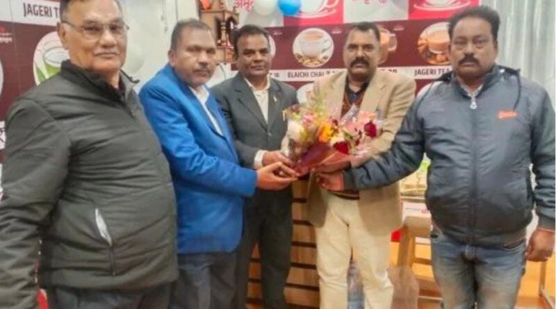 *जगदीश प्रसाद खरे को जिला संयोजक, शिक्षा विभाग के तरुण सिंह राठौर को उप जिला संयोजक और ओम प्रकाश बघेल को जिला महासचिव का दायित्व सौंपा गया, इसके साथ ही जिला शिक्षा अधिकारी टी. पी. उपाध्याय को संगठन का जिला संरक्षक नियुक्त किया गया*