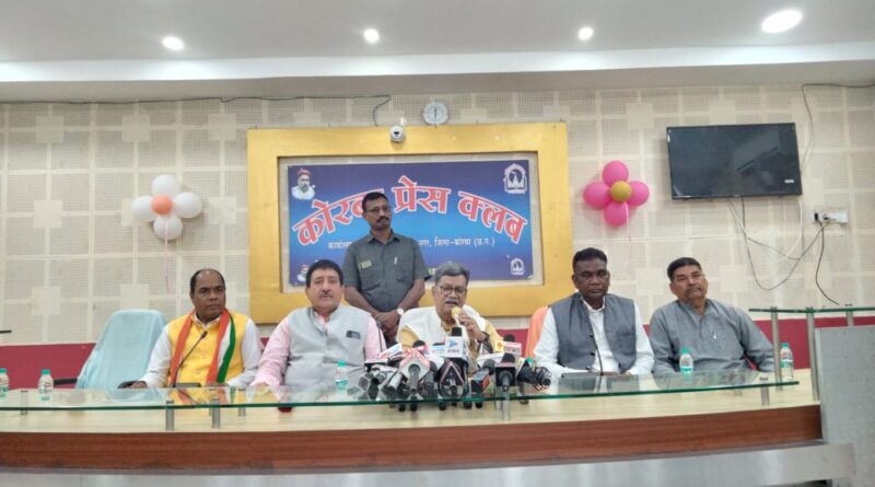 *भाजपा की छत्तीसगढ़ में दो साल के कार्यकाल में हर क्षेत्र में प्रदेश की हालत खराब, छत्तीसगढ़ में अडानी के लिए स्थान बनाया जा रहा है छत्तीसगढ़ विधानसभा के नेता प्रतिपक्ष चरण दास महंत ने कहा प्रेस वार्ता में*