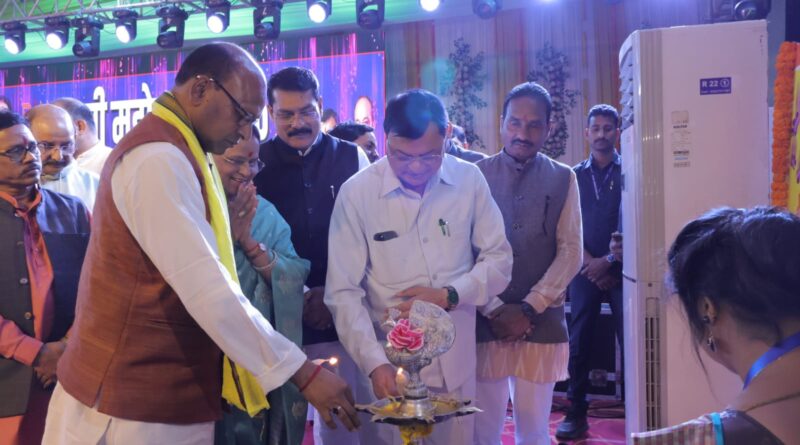 *कैबिनेट मंत्री लखनलाल देवांगन ने किया पाली महोत्सव का शुभारंभ, कोरबा जिले की समृद्ध विरासत को दी नई पहचान,पाली महोत्सव क्षेत्रवासियों के गौरव और सांस्कृतिक पहचान का प्रतीक:- मंत्री देवांगन*