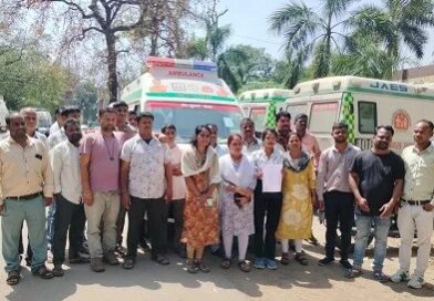 *संजीवनी कर्मियों के कार्यस्थल में फेरबदल से आक्रोशित कर्मियों ने मुख्य चिकित्सा व स्वास्थ्य अधिकारी से की शिकायत*