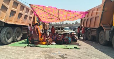 *नराईबोध के ग्रामीणों का हल्लाबोल, बुनियादी सुविधा हक और बसाहट सहित रोजगार की मांग को लेकर एसईसीएल गेवरा ओपन कोल परियोजन भठोरा फेस किया ठप*