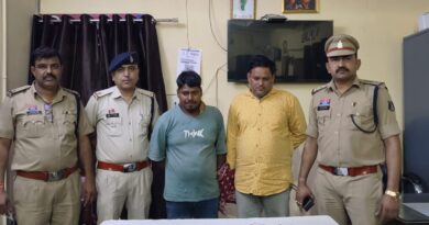 *अधिवक्ता राकेश पांडेय के घर एक वर्ष पूर्व हुई चोरी की वारदात का बड़ा खुलासा,लगभग 10 तोला सोने के जेवरात एवं नगदी चोरी करने वाले 2 मुख्य आरोपी अमित खांडे, गौतम कुमार गिरफ्तार*