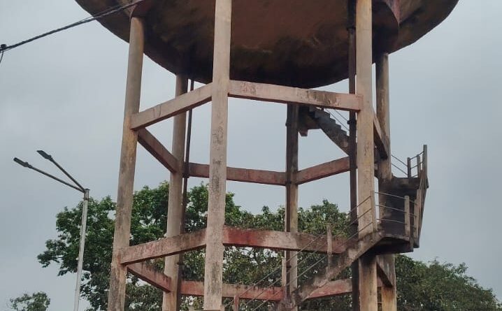 *करोड़ों की नल-जल योजना के बाद भी बूंद-बूंद पानी को तरस रहे दीपका के ग्रामीण, दो महीने से पेयजल आपूर्ति ठप्प, आक्रोशित वार्डवासियों ने दी आंदोलन की चेतावनी*