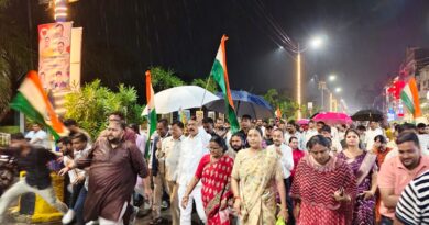 *राष्ट्रीय गीत के अपमान के विरोध में भाजपा का जोरदार प्रदर्शन, कांग्रेस कार्यालय के सामने गूंजा वंदे मातरम्*