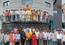 *कोरबा: – जिला कांग्रेस कमेटी कोरबा द्वारा देश के पूर्व प्रधानमंत्री, भारत रत्न स्व. राजीव गांधी जी का 82 वां जन्म दिवस को सद्भावना दिवस के रूप में मनाया गया। प्रियदर्शनी इंदिरा स्टेडियम परिसर टी. पी. नगर कोरबा में स्व राजीव गांधी जी के प्रतिमा पर माल्यार्पण किया गया, उपस्थित समस्त कांग्रेस जनों ने पुष्प अर्पित कर नमन किया*