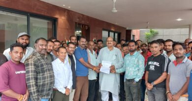 *मानिकपुर कोल खदान विस्तार से प्रभावित ग्रामीणों ने पूर्व मंत्री जयसिंह अग्रवाल से लगाई गुहार,25 सितंबर की जनसुनवाई से पहले मुआवजा, रोजगार एवं पुनर्वास की लंबित समस्याओं के निराकरण की मांग*