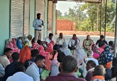 *SECL और प्रशासन की तानाशाही के खिलाफ भू-विस्थापितों ने आज अंडीकछार में महासम्मेलन कर कई अहम निर्णय व प्रस्ताव पारित किये,40 वर्षों बाद भी रोजगार और मूलभूत सुविधाओं के लिए तरस रहे सुवाभोड़ी सिरकी खुर्द चैनपुर झाबर और बेलटिकरी के ग्रामीण,ऊर्जाधानी भूविस्थापित किसान कल्याण समिति के बैनर तले संपन्न हुआ महासम्मेलन*